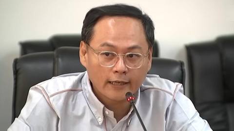 Cabinet swap: Lopez takes over DPWH, Dizon goes back to DOTr