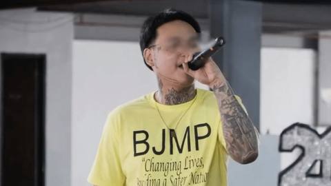 Hev Abi performs inside QC Jail; netizens: 'Naka-premium!'