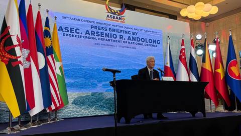 ASEAN defense chiefs meet in Cebu today; West PH Sea on the table